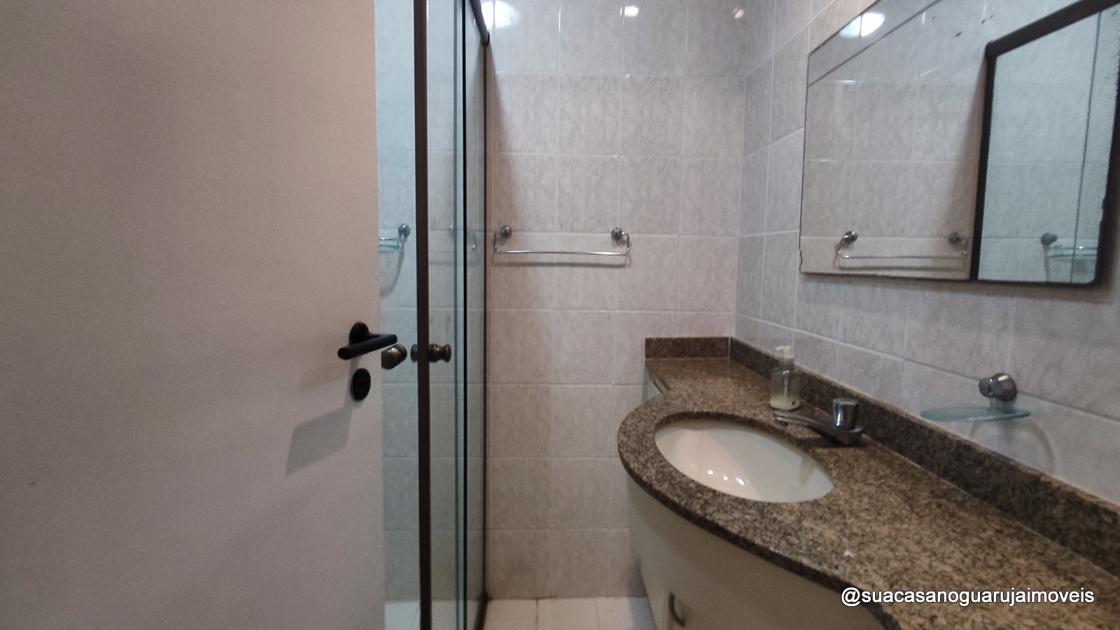 apartamento 3 dormitorios 3 banheiros 1 suite 2 vagas 100 m2 morro do maluf guaruja sp cod APP9717V