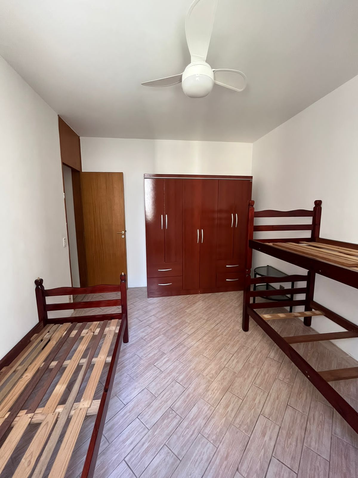 Apartamento para alugar com 2 quartos, 60m² - Foto 4