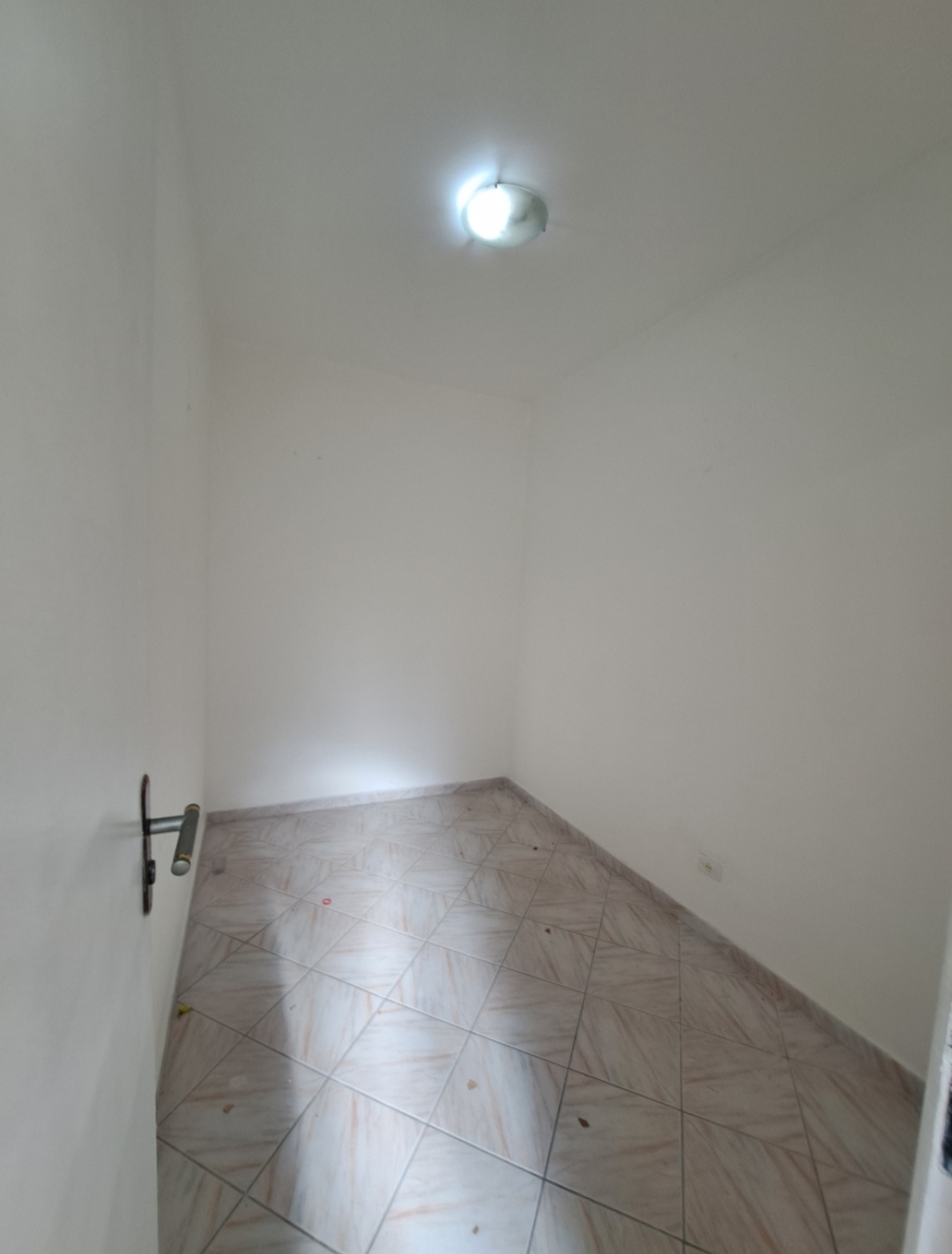 Apartamento para alugar com 3 quartos, 140m² - Foto 16