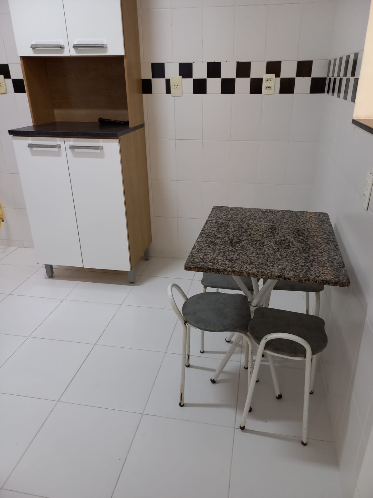 Apartamento à venda e aluguel com 2 quartos, 76m² - Foto 11