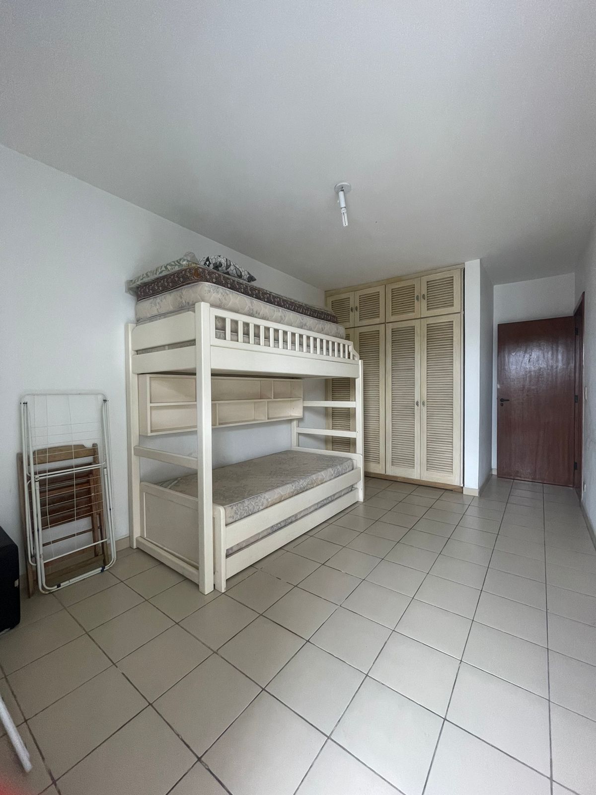 Apartamento para alugar com 3 quartos, 210m² - Foto 19