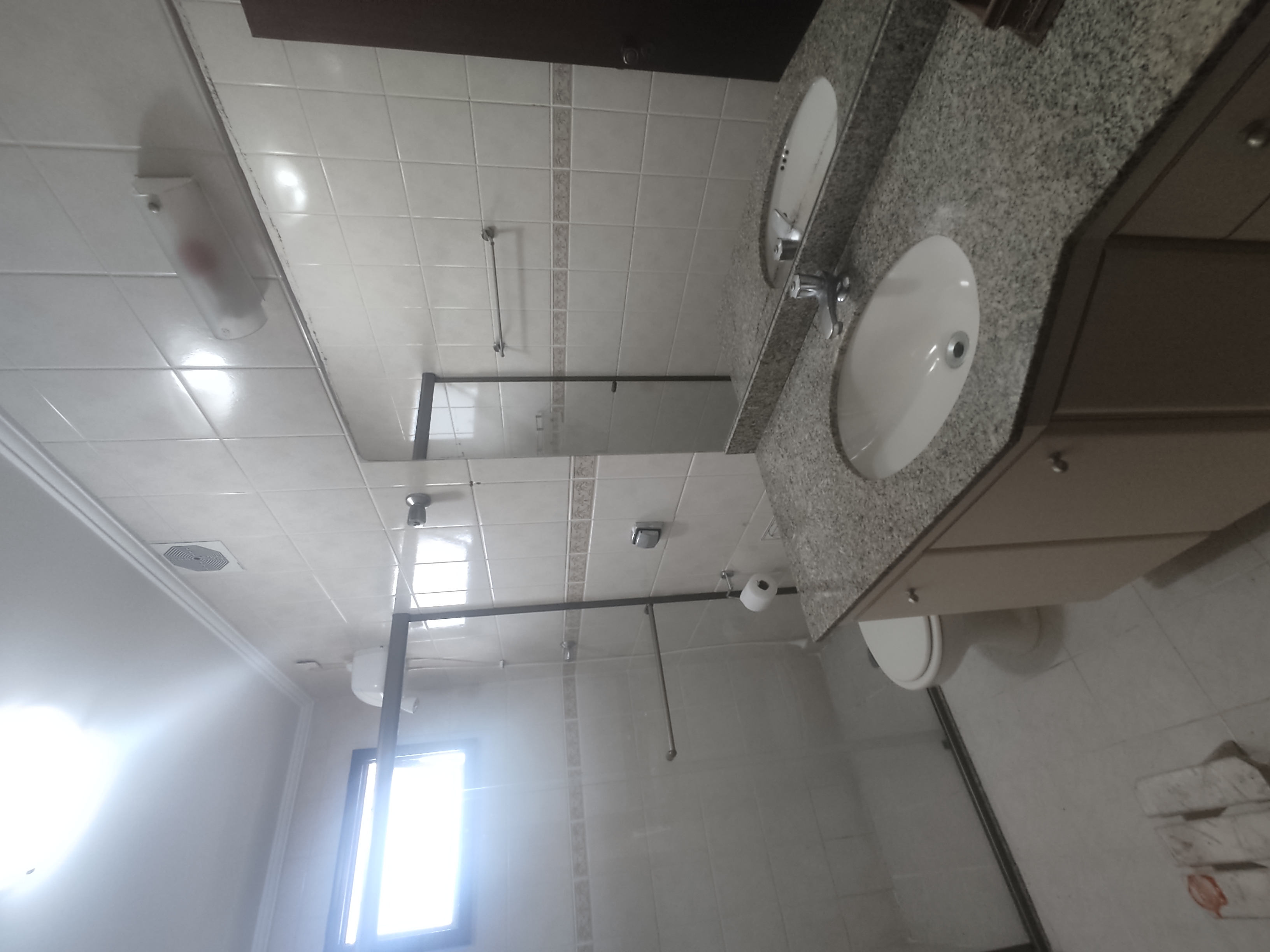 Apartamento para alugar com 2 quartos, 106m² - Foto 5