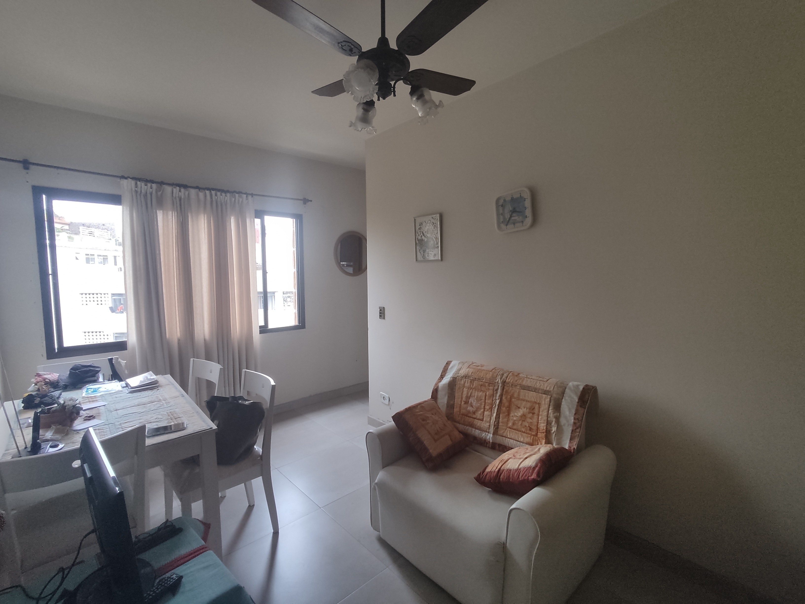 Apartamento à venda com 1 quarto, 65m² - Foto 2