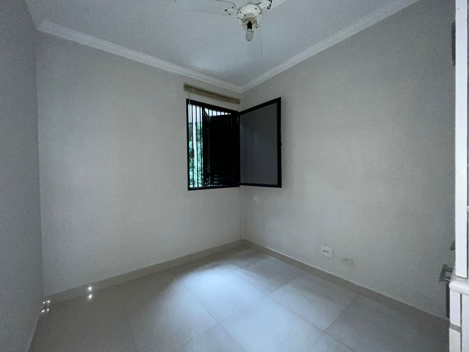 Apartamento para alugar com 3 quartos, 174m² - Foto 12