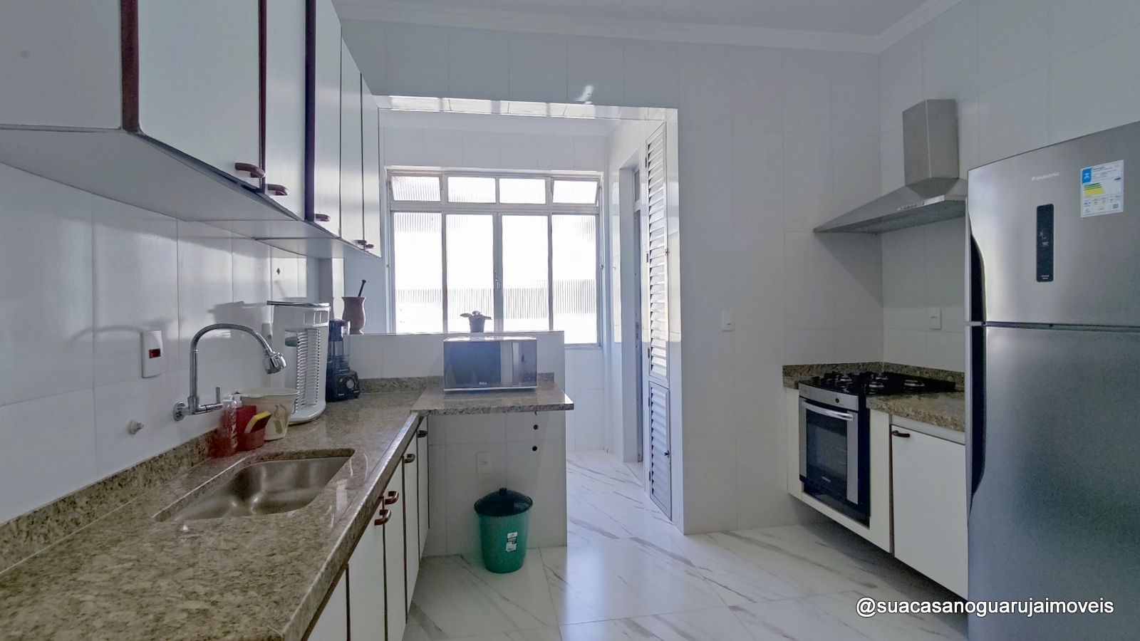  apartamento 3 dormitorios 1 suite 1 vaga praia das pitangueiras frente mar cod 11T
