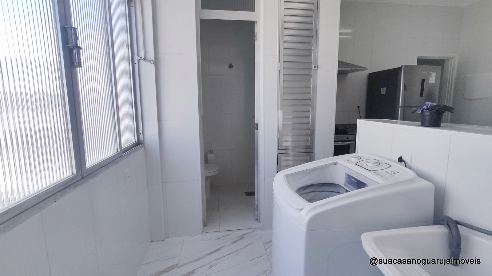  apartamento 3 dormitorios 1 suite 1 vaga praia das pitangueiras frente mar cod 11T
