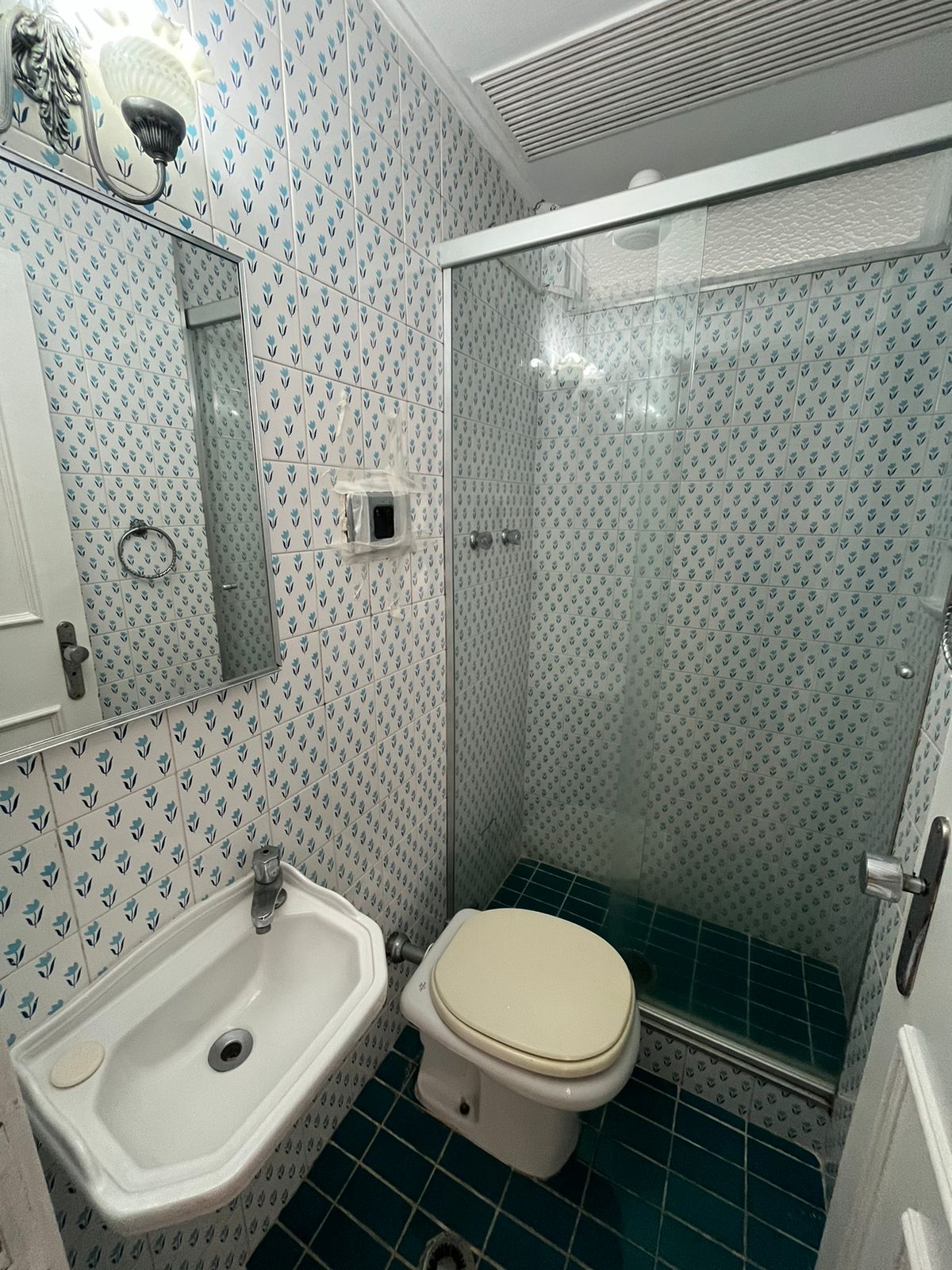 Apartamento para alugar com 2 quartos, 112m² - Foto 13