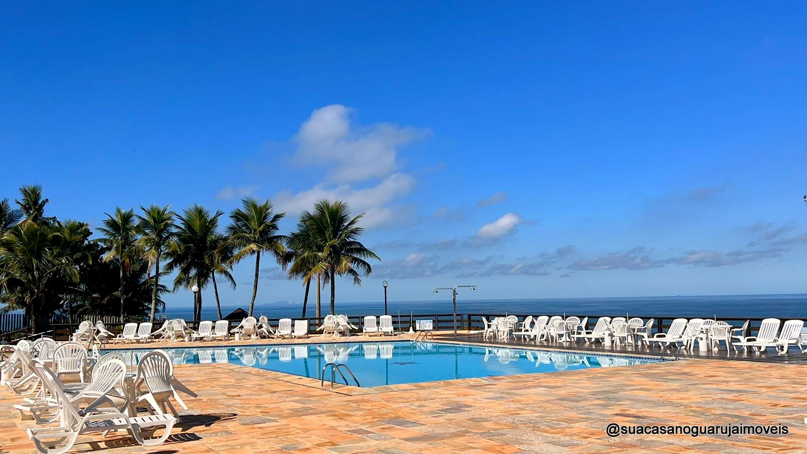 Apartamento com 3 dormitórios à venda, 100 m² por R$ 750.000,00 - Praia da Enseada – Tortugas - Guarujá/SP