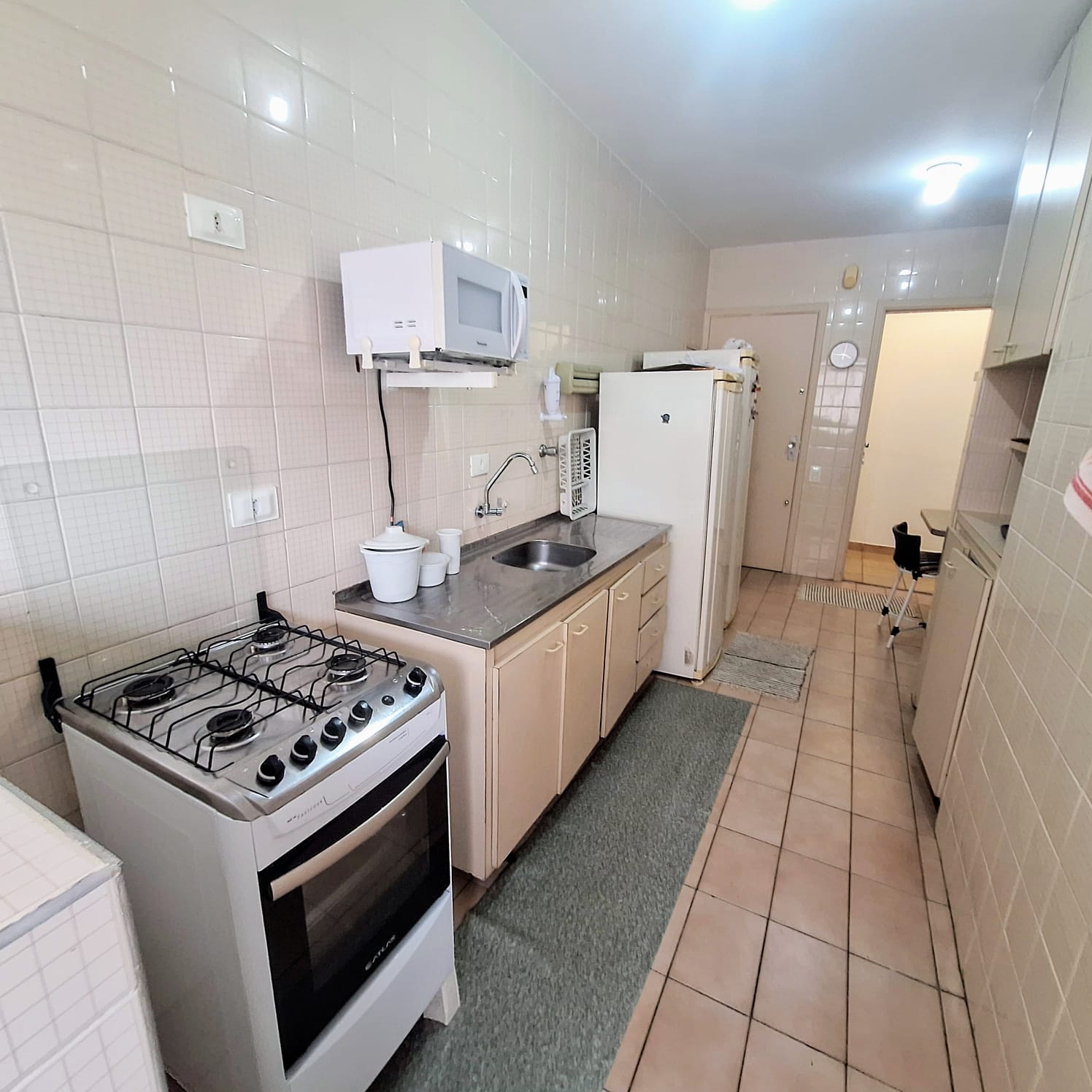 Apartamento com 3 dormitórios à venda, 120 m² por R$ 620.000,00 - Barra Funda - Guarujá/SP AP0351