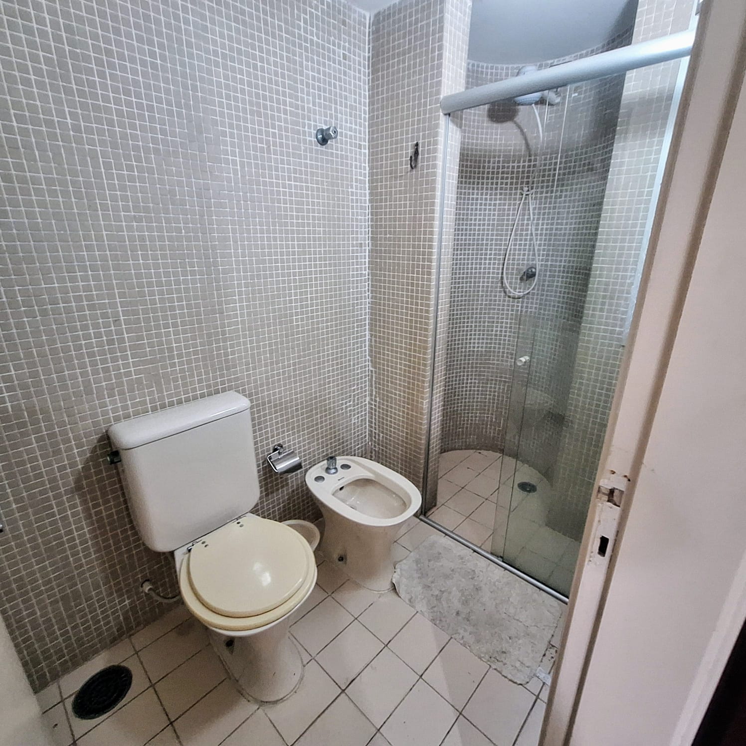 Apartamento com 3 dormitórios à venda, 120 m² por R$ 620.000,00 - Barra Funda - Guarujá/SP AP0351