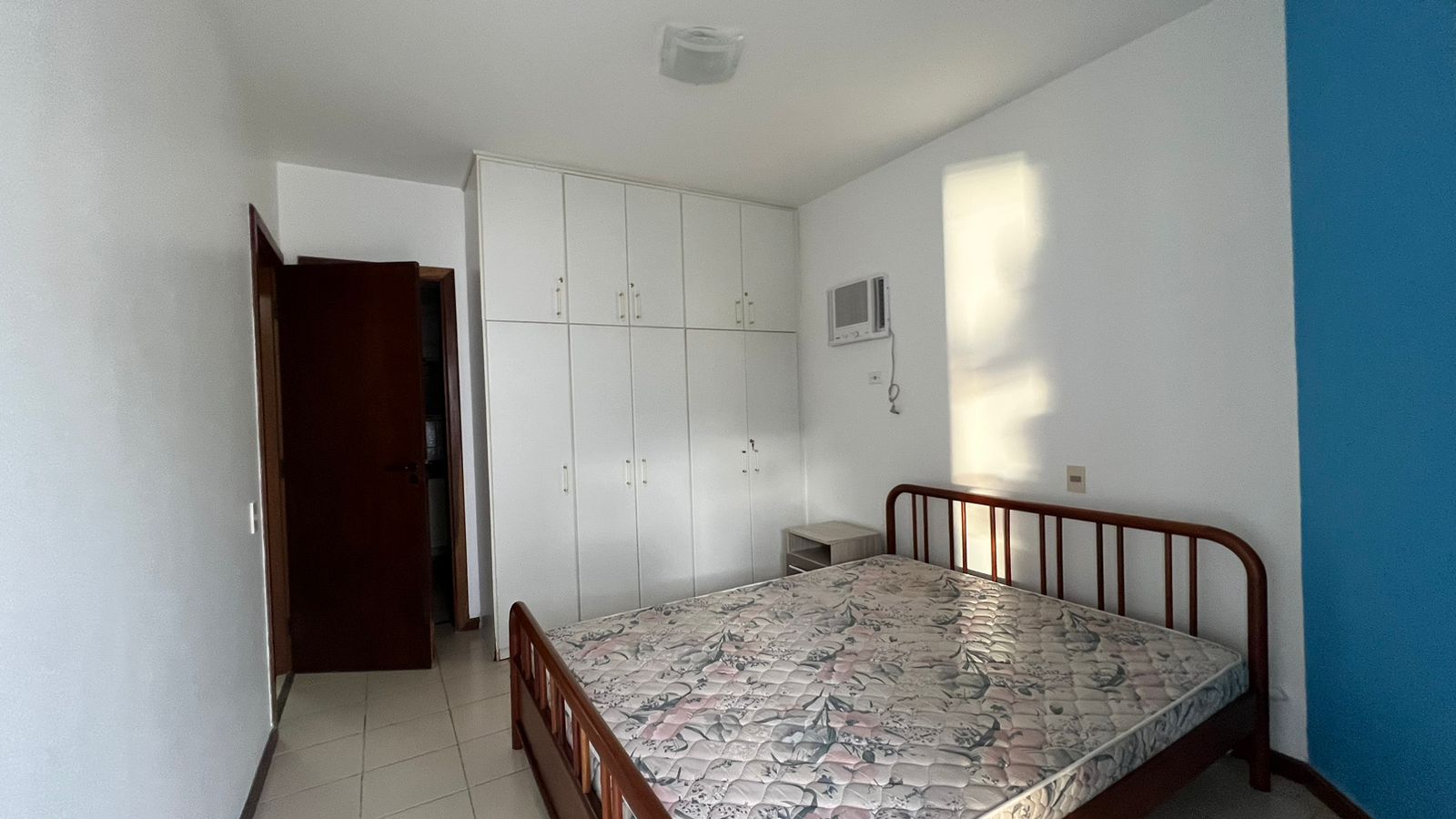Apartamento com 3 dormitórios à venda, 132 m² por R$ 950.000,00 - Praia da Enseada – Tortugas - Guarujá/SP