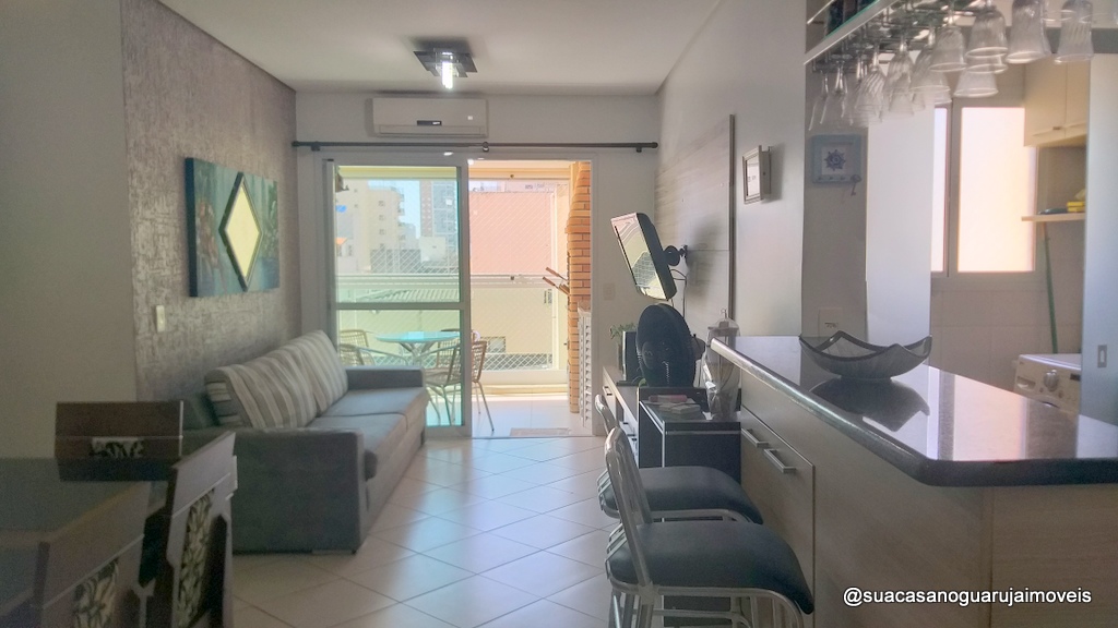 Apartamento à venda com 3 quartos, 90m² - Foto 1