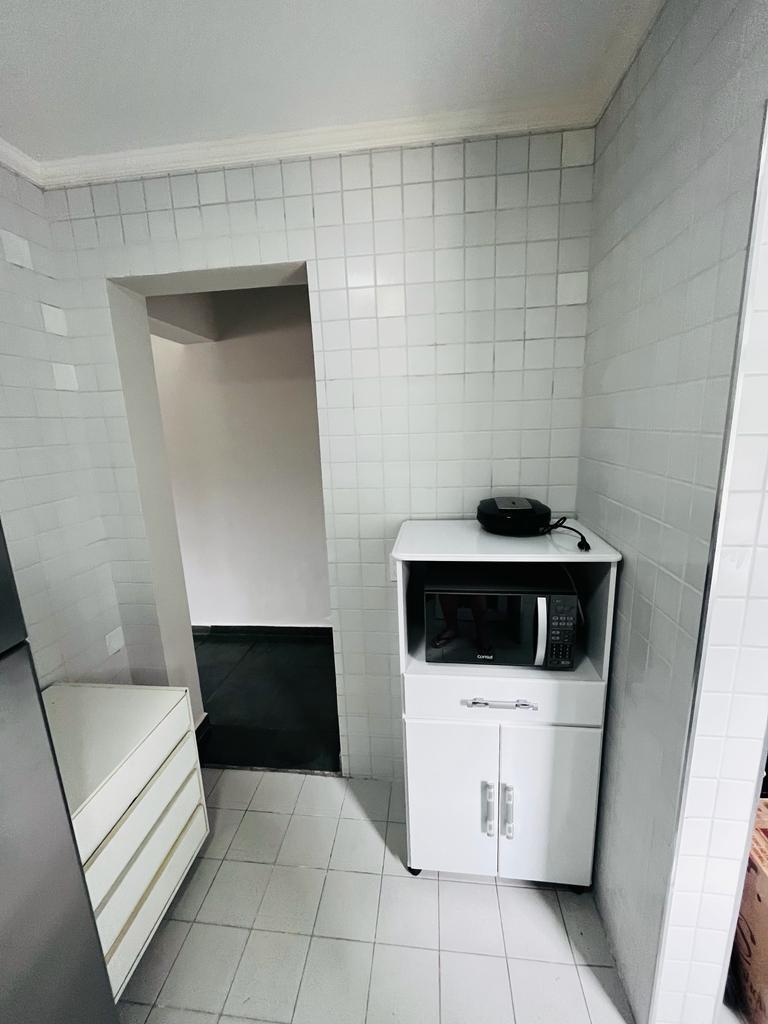 Apartamento à venda com 2 quartos, 85m² - Foto 2