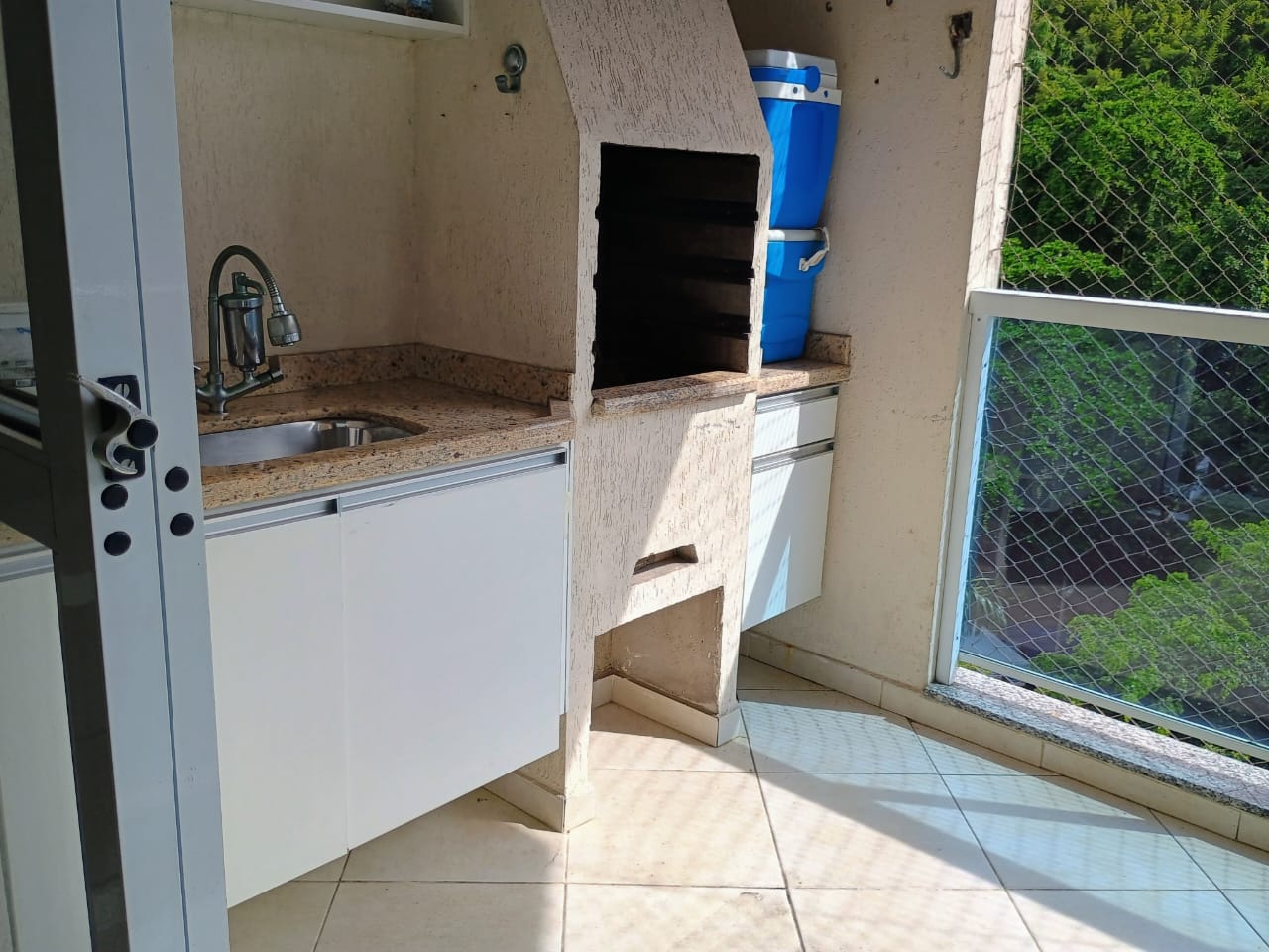 Apartamento para alugar com 3 quartos, 98m² - Foto 1