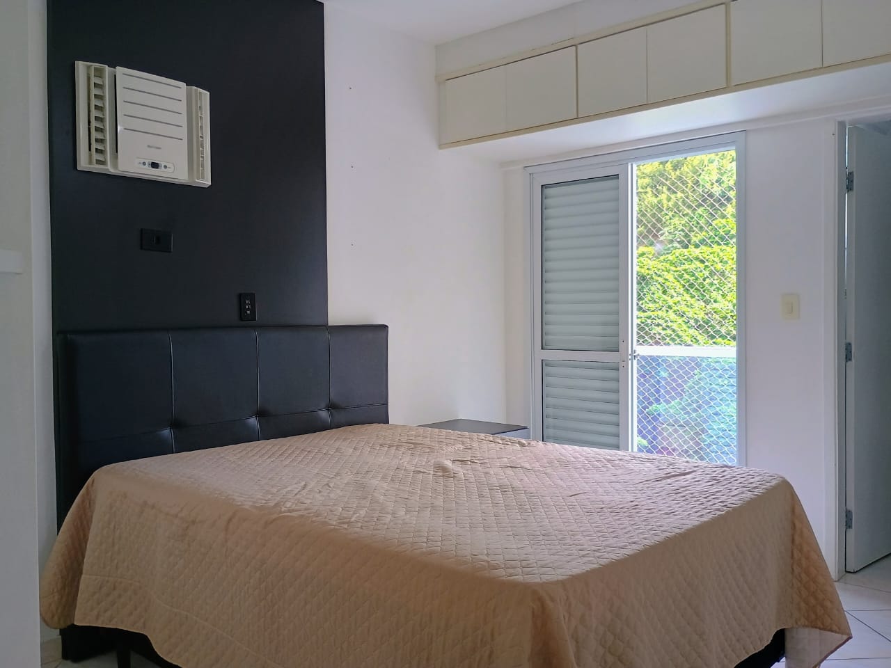 Apartamento para alugar com 3 quartos, 98m² - Foto 15