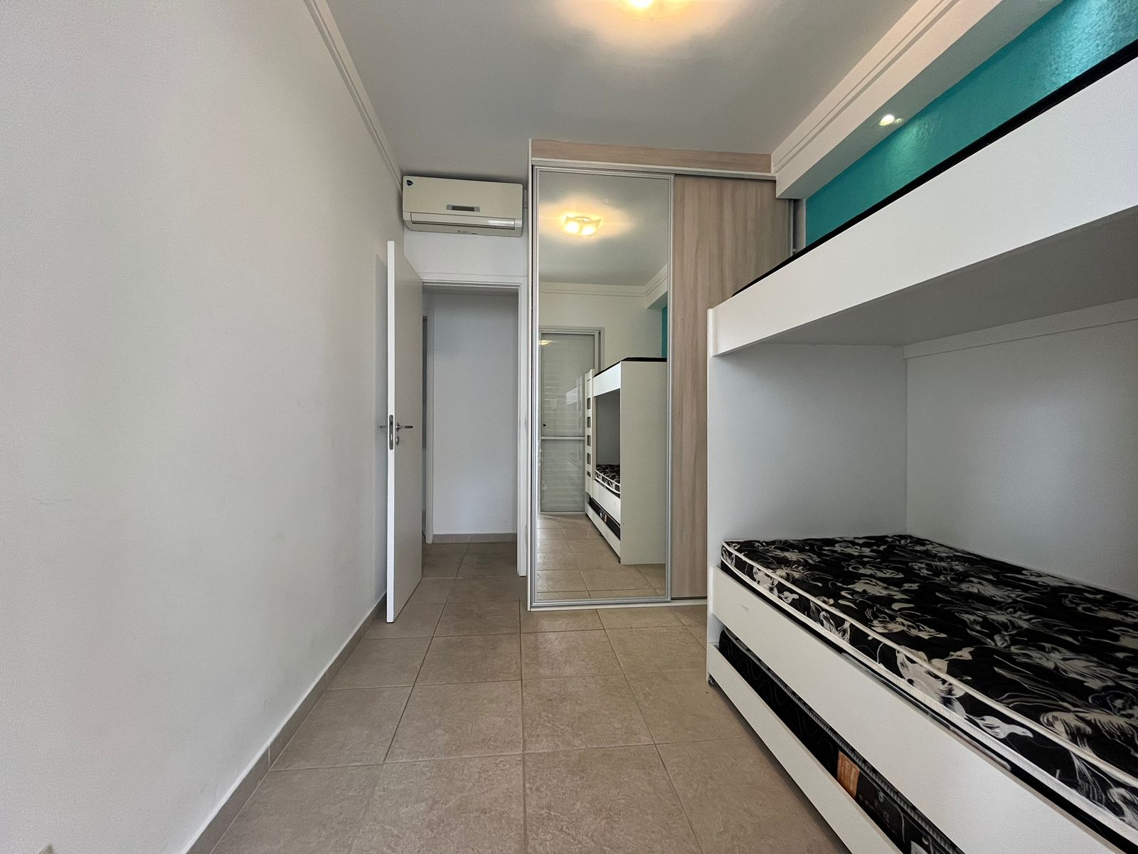 Apartamento à venda com 3 quartos, 118m² - Foto 12