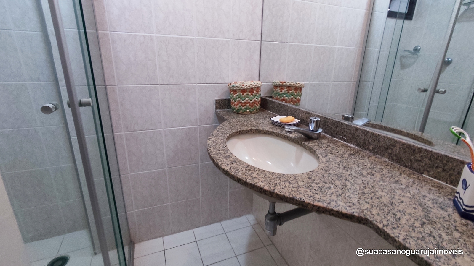 apartamento 3 dormitorios 3 banheiros 1 suite 2 vagas 100 m2 morro do maluf guaruja sp cod APP9717V