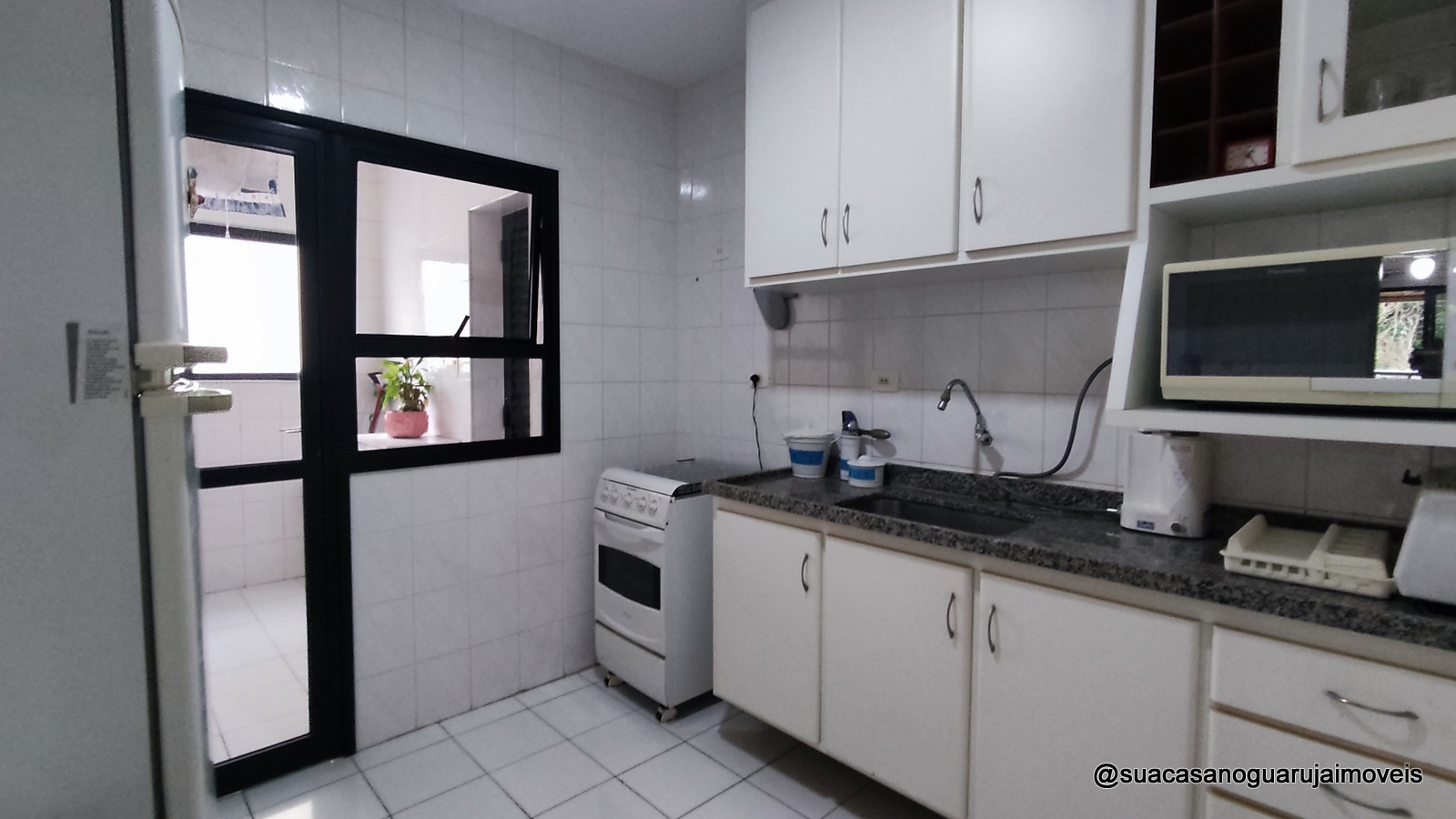 apartamento 3 dormitorios 3 banheiros 1 suite 2 vagas 100 m2 morro do maluf guaruja sp cod APP9717V