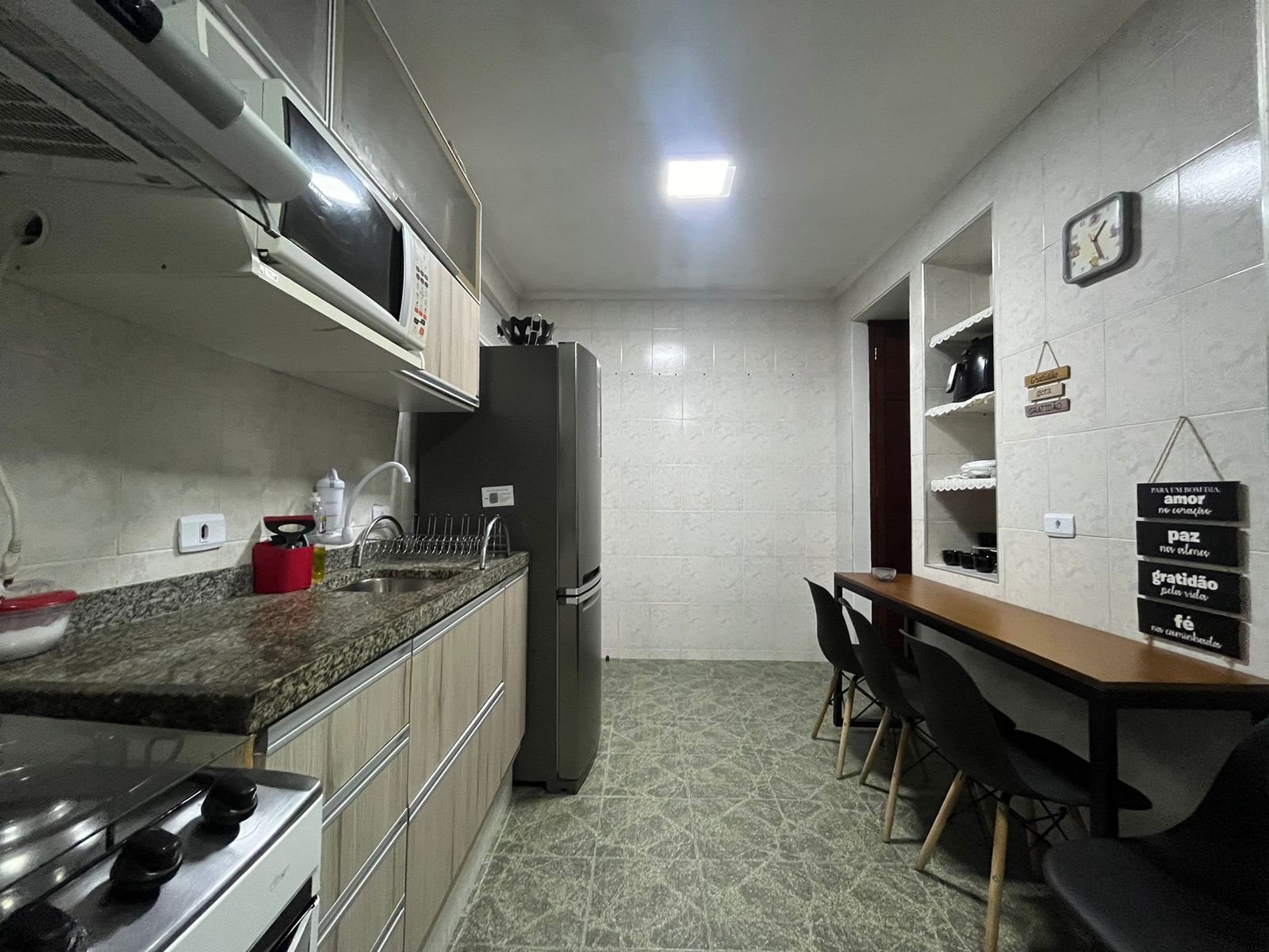 Apartamento à venda com 1 quarto, 50m² - Foto 3