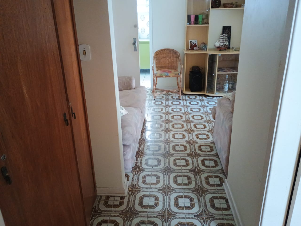 Apartamento à venda com 1 quarto, 50m² - Foto 8