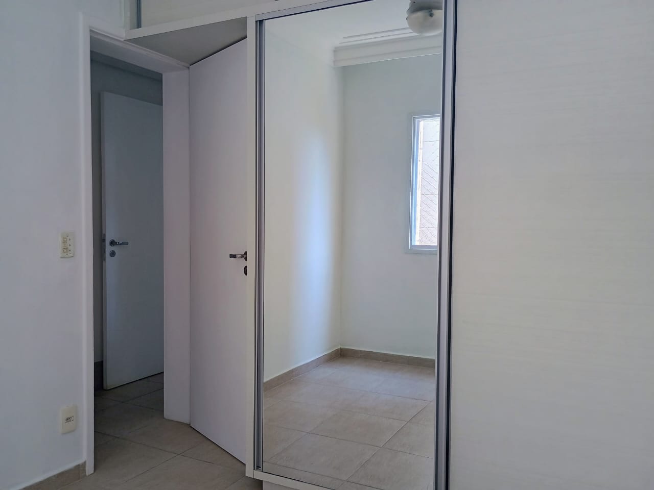 Apartamento à venda com 3 quartos, 134m² - Foto 7