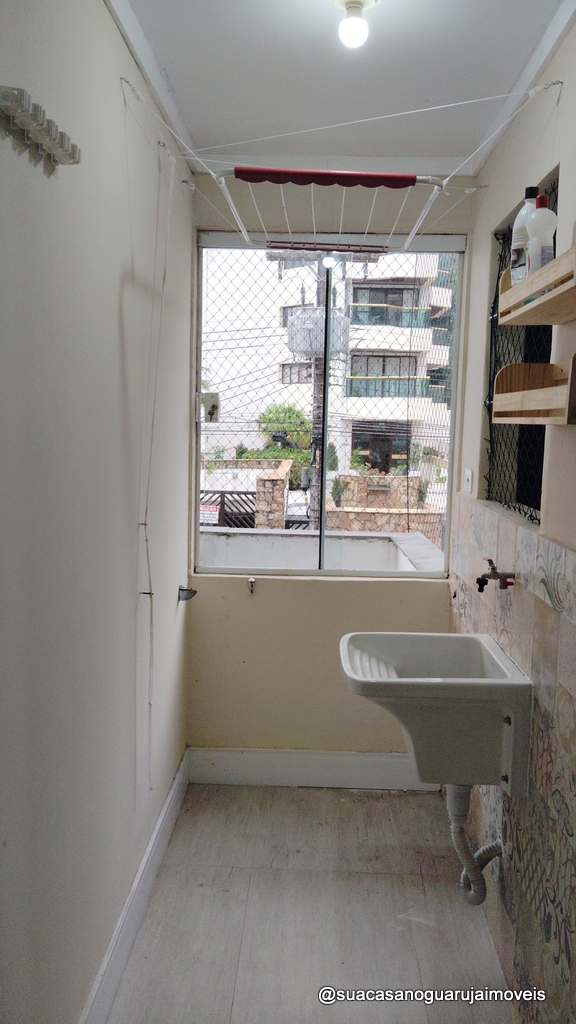 apartamento 2 dormitorios 1 vaga 74 M2 R$ 320.000,00 enseada guaruja 