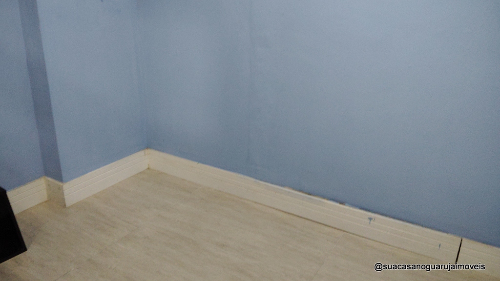 apartamento 2 dormitorios 1 vaga 74 M2 R$ 320.000,00 enseada guaruja 