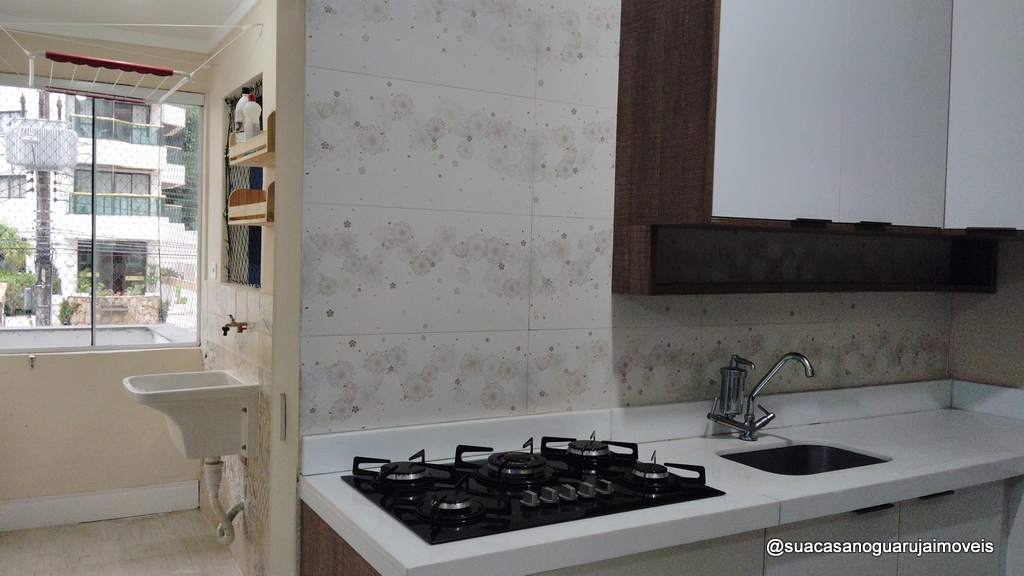 apartamento 2 dormitorios 1 vaga 74 M2 R$ 320.000,00 enseada guaruja 