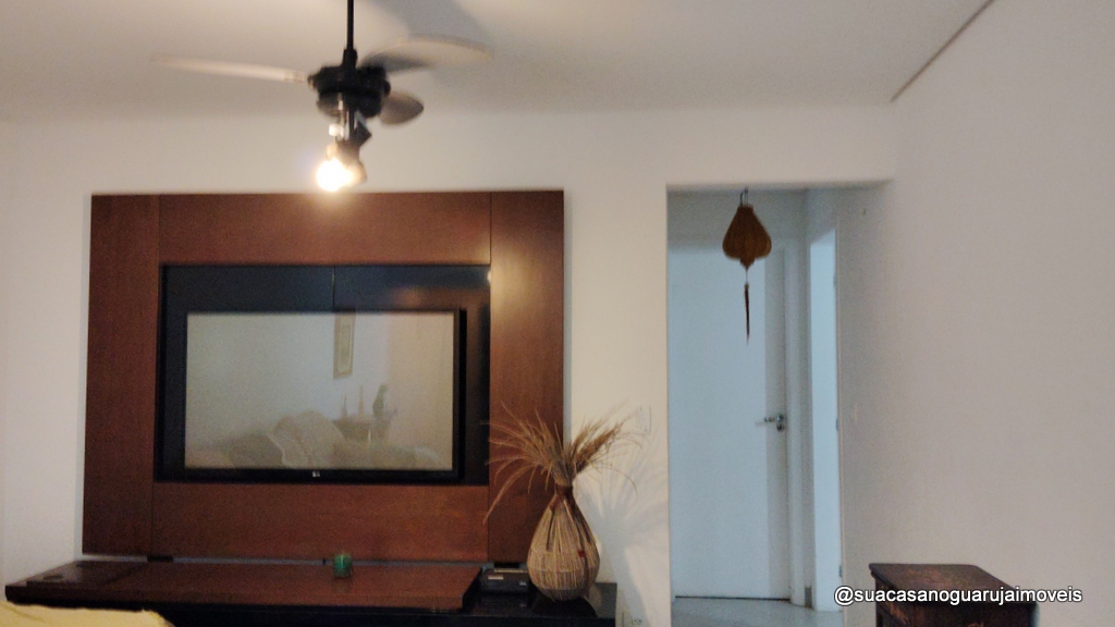 Apartamento 3 dormitórios 2 vagas 2 banheiros  99 m² R$ 900.000 Praia das Pitangueiras  Guaruja