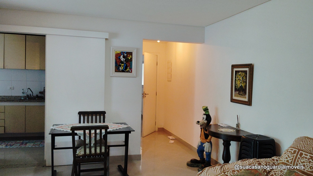 Apartamento 3 dormitórios 2 vagas 2 banheiros  99 m² R$ 900.000 Praia das Pitangueiras  Guaruja