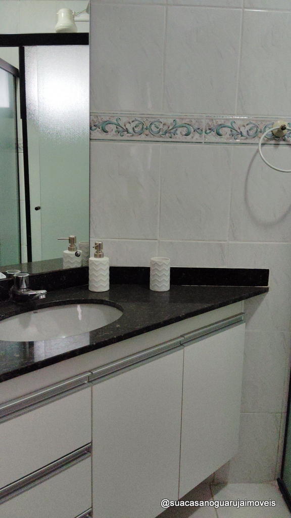 Apartamento 3 dormitórios 1 vaga 2 banheiros  100 m² R$ 350.000 Praia da Enseada Guaruja cod R3912650