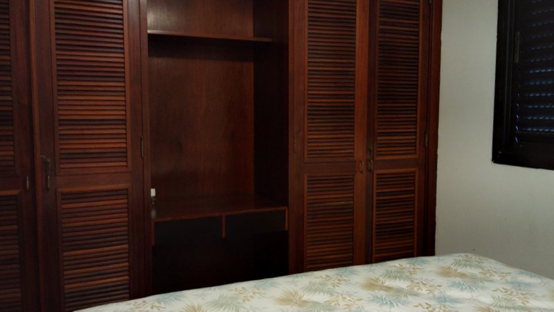 apartamento 3 dormitorios 1 suite 2 vagas por R$ 880.000.00 praia das pitangueiras guaruja cod R2140844 