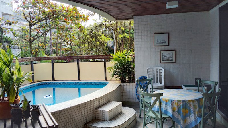 apartamento 3 dormitorios 1 suite 2 vagas por R$ 880.000.00 praia das pitangueiras guaruja cod R2140844 