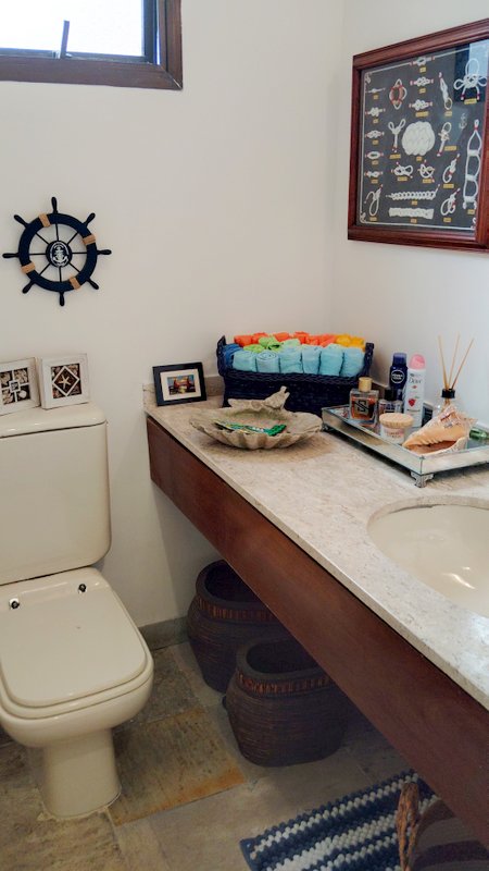 apartamento 3 dormitorios 1 suite 2 vagas por R$ 880.000.00 praia das pitangueiras guaruja cod R2140844 