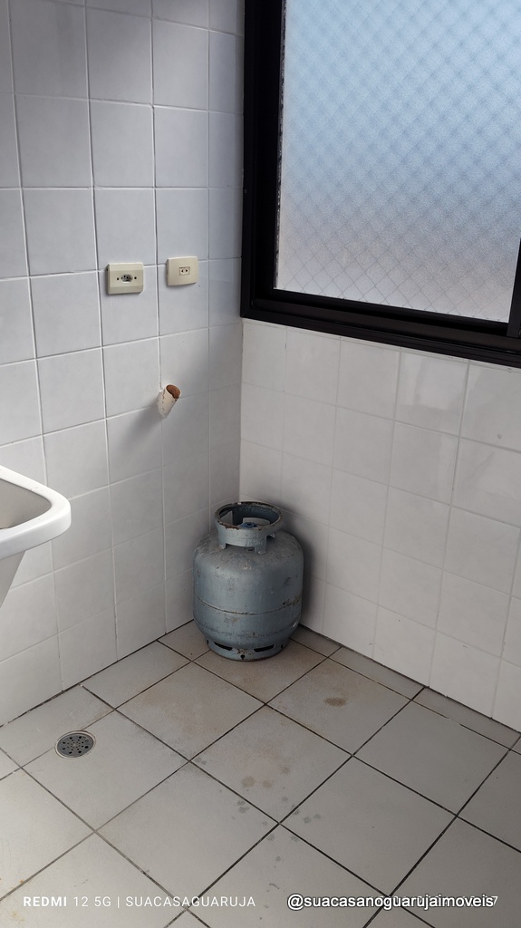 Apartamento à Venda no Condomínio Santa Rosa – Guarujá  3 Dormitórios 1 Suíte 90m² 1 Vaga de Garagem