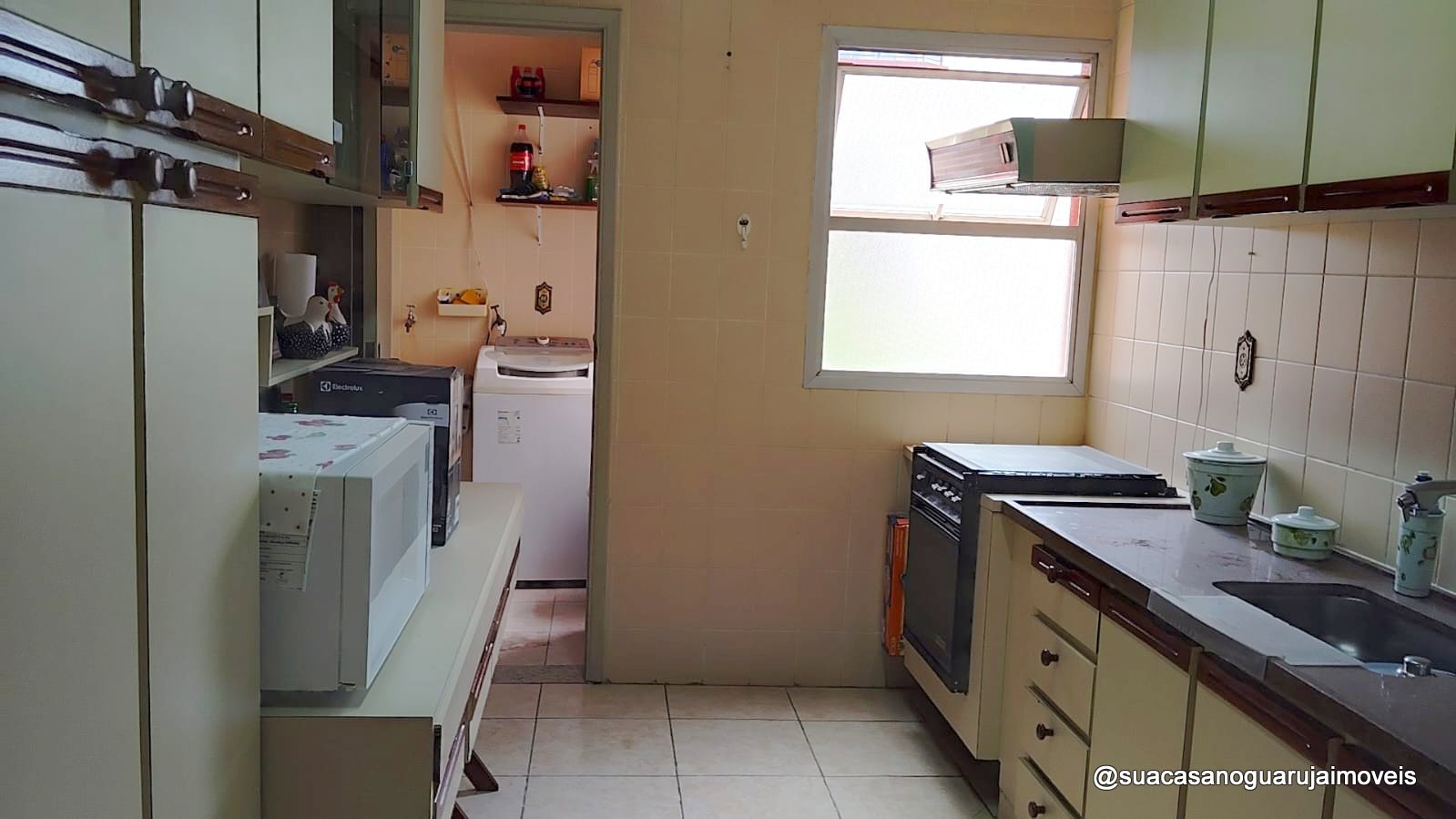 Apartamento Mobiliado na Praia da Enseada 3 Quartos 90m² Pronto para Morar ou Investir
