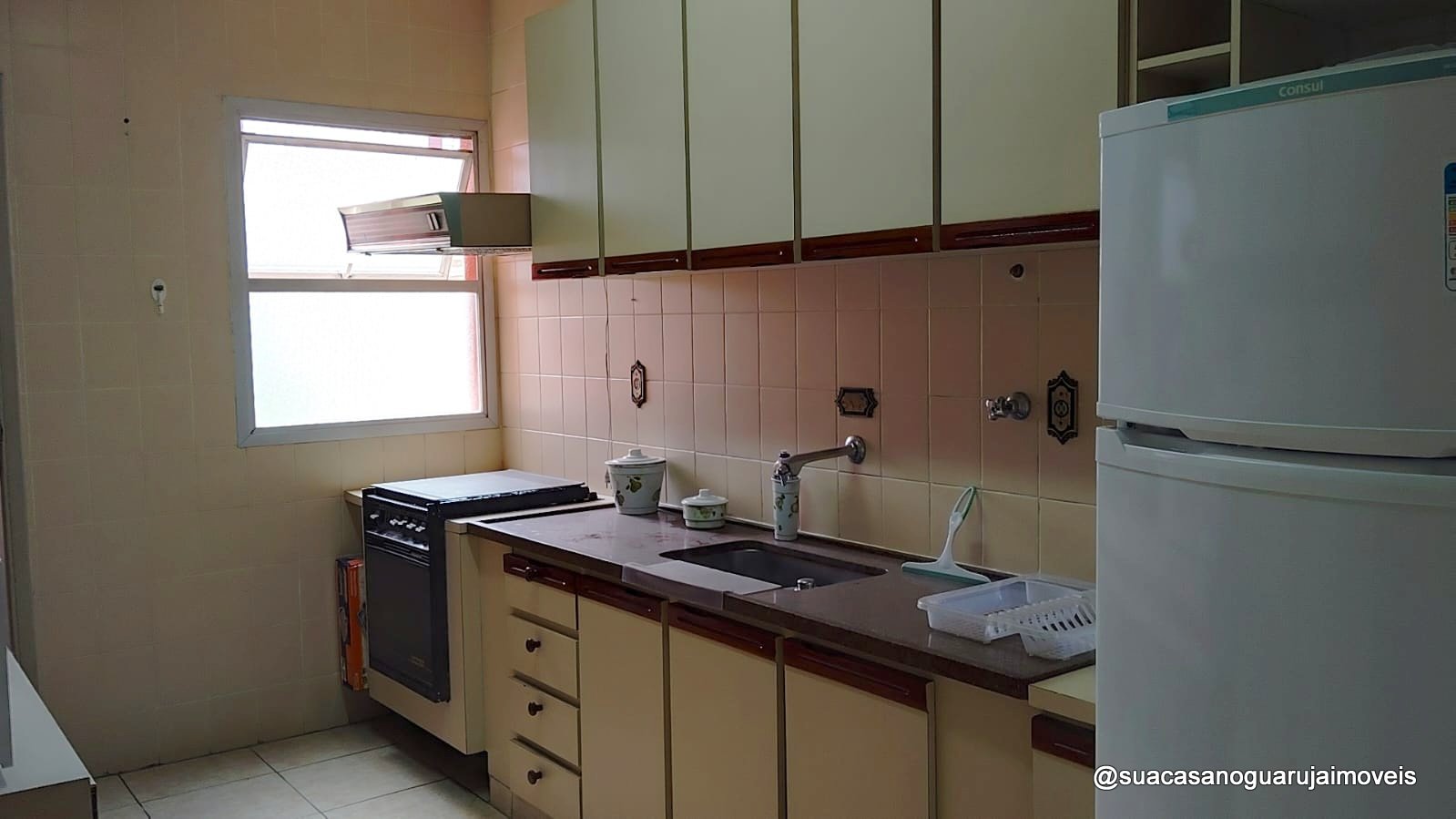 Apartamento Mobiliado na Praia da Enseada 3 Quartos 90m² Pronto para Morar ou Investir
