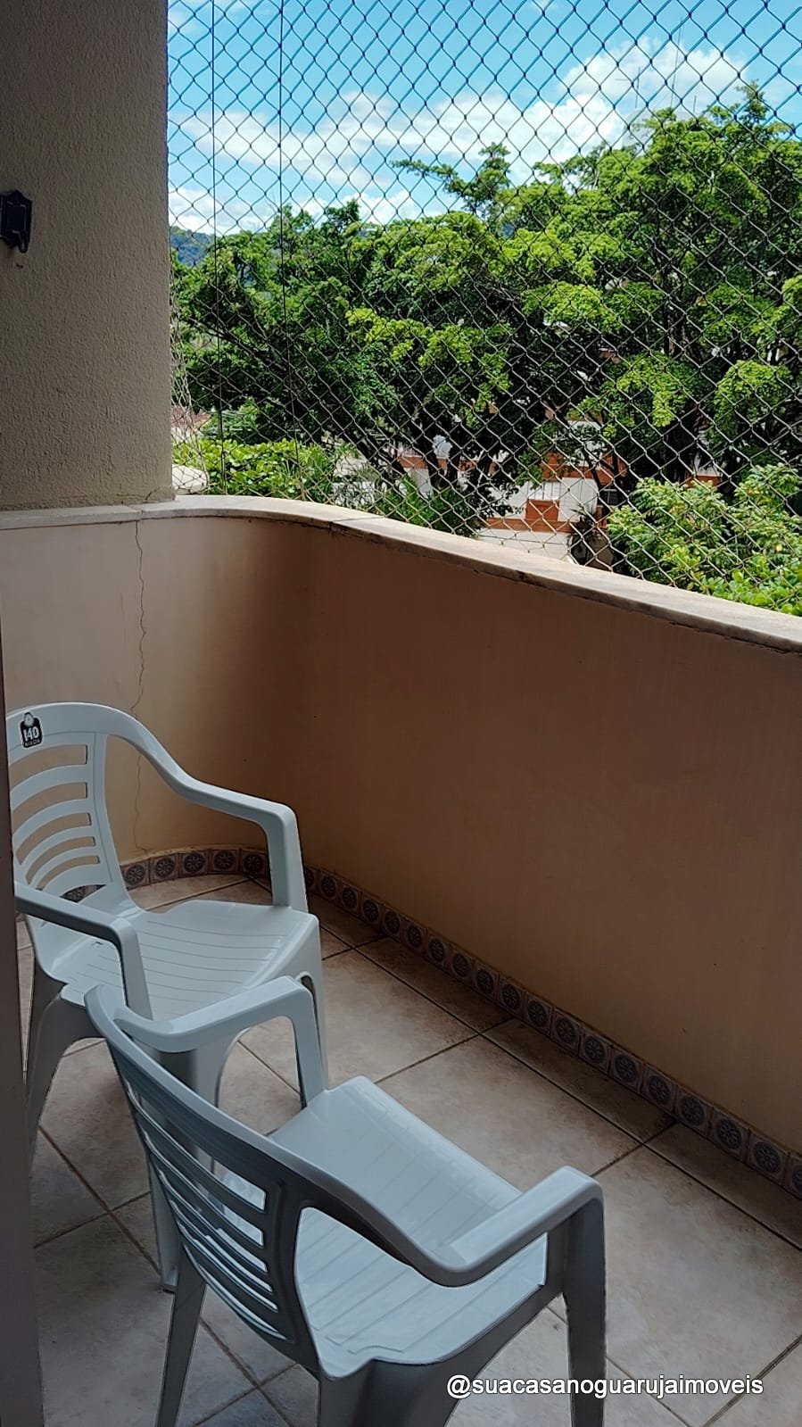 Apartamento Mobiliado na Praia da Enseada 3 Quartos 90m² Pronto para Morar ou Investir