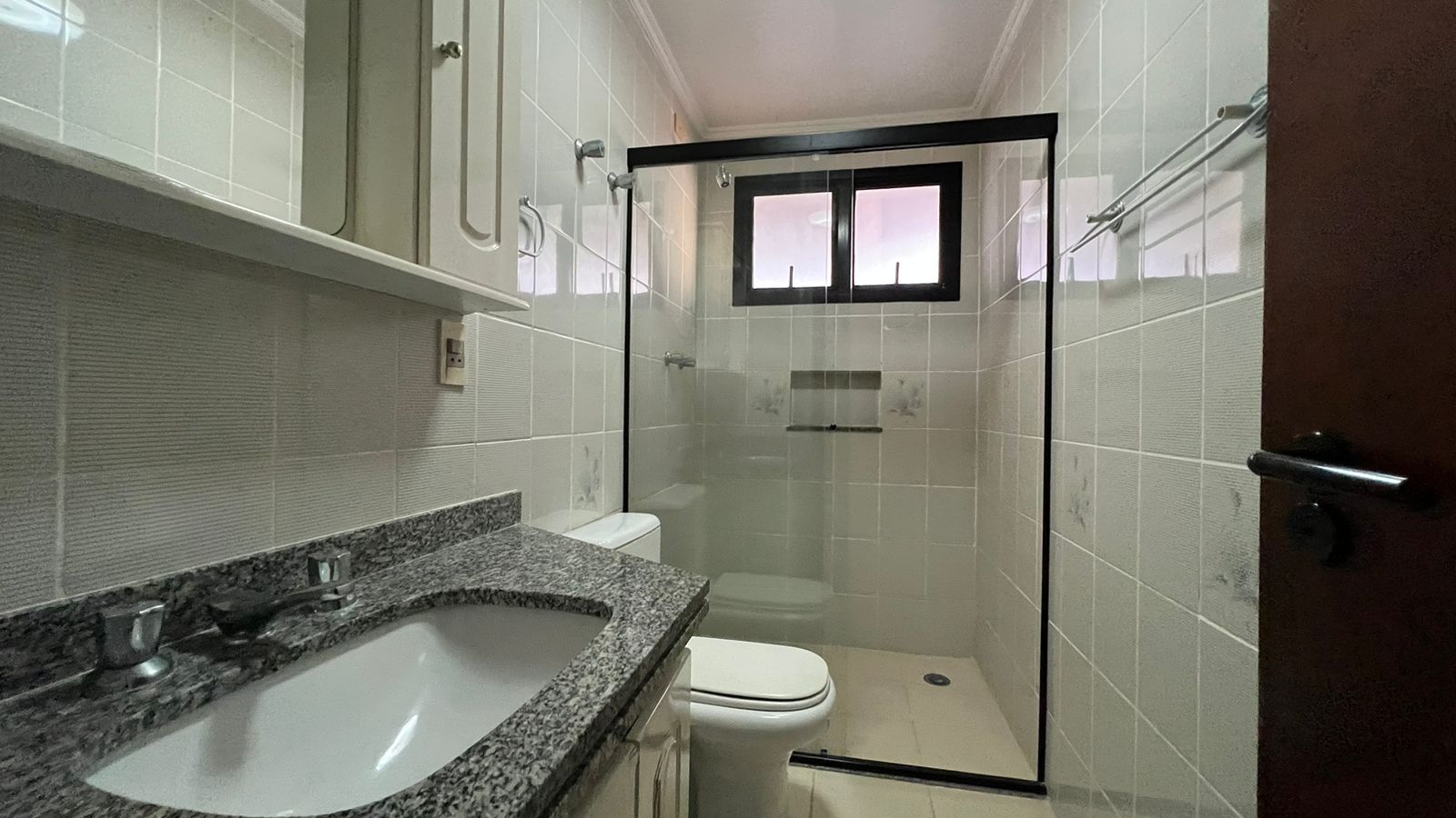 Apartamento venda 3 dormitórios  132 m² Costão das Tartarugas  - Praia da Enseada – Tortugas - Guarujá/SP COD. AP3879011V
