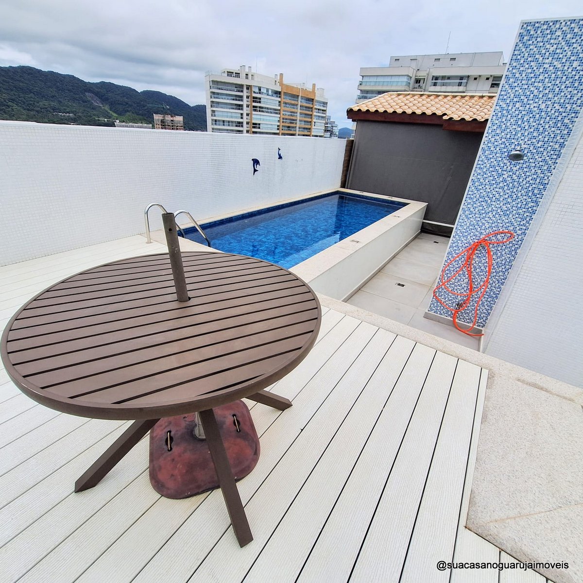cobertura venda 3 dormitórios com lazer e vista para mar na Praia da Enseada cod cob2026