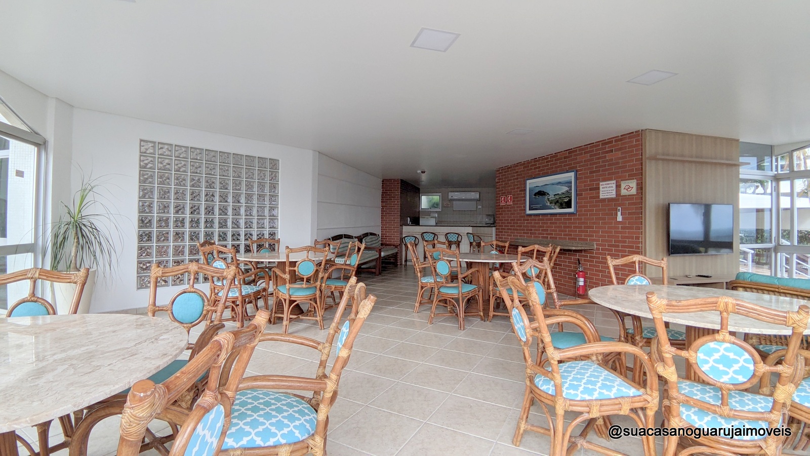 Apartamento Penhasco 5 Estrelas com 3 dormitórios  100 m² por R$ 680.000  Tortugas - Guarujá/SP
