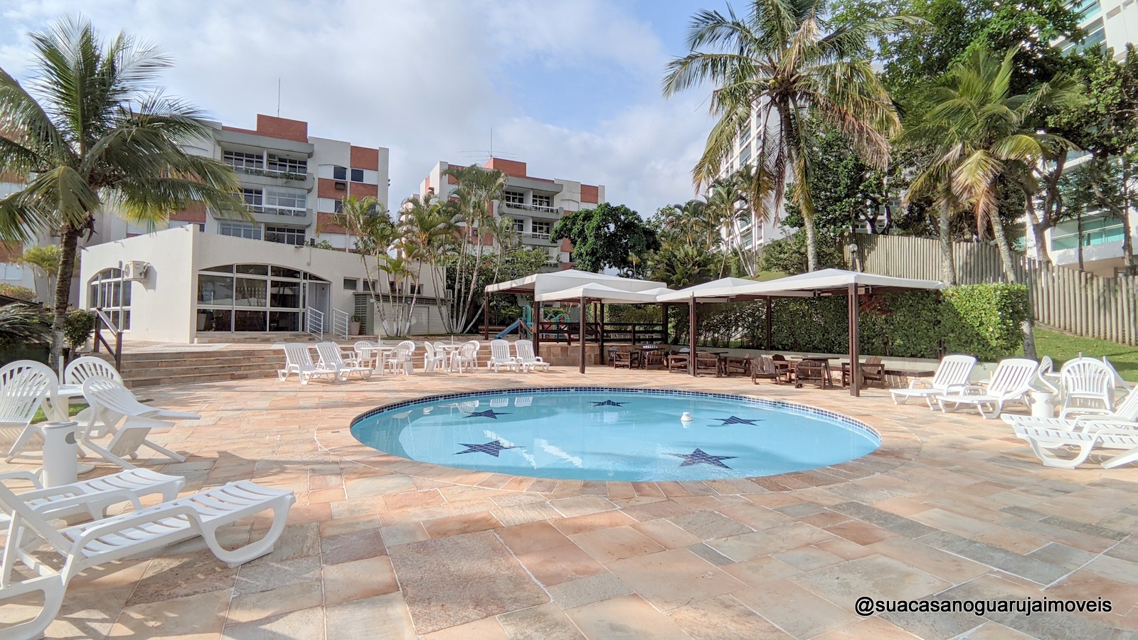 Apartamento Penhasco 5 Estrelas com 3 dormitórios  100 m² por R$ 680.000  Tortugas - Guarujá/SP