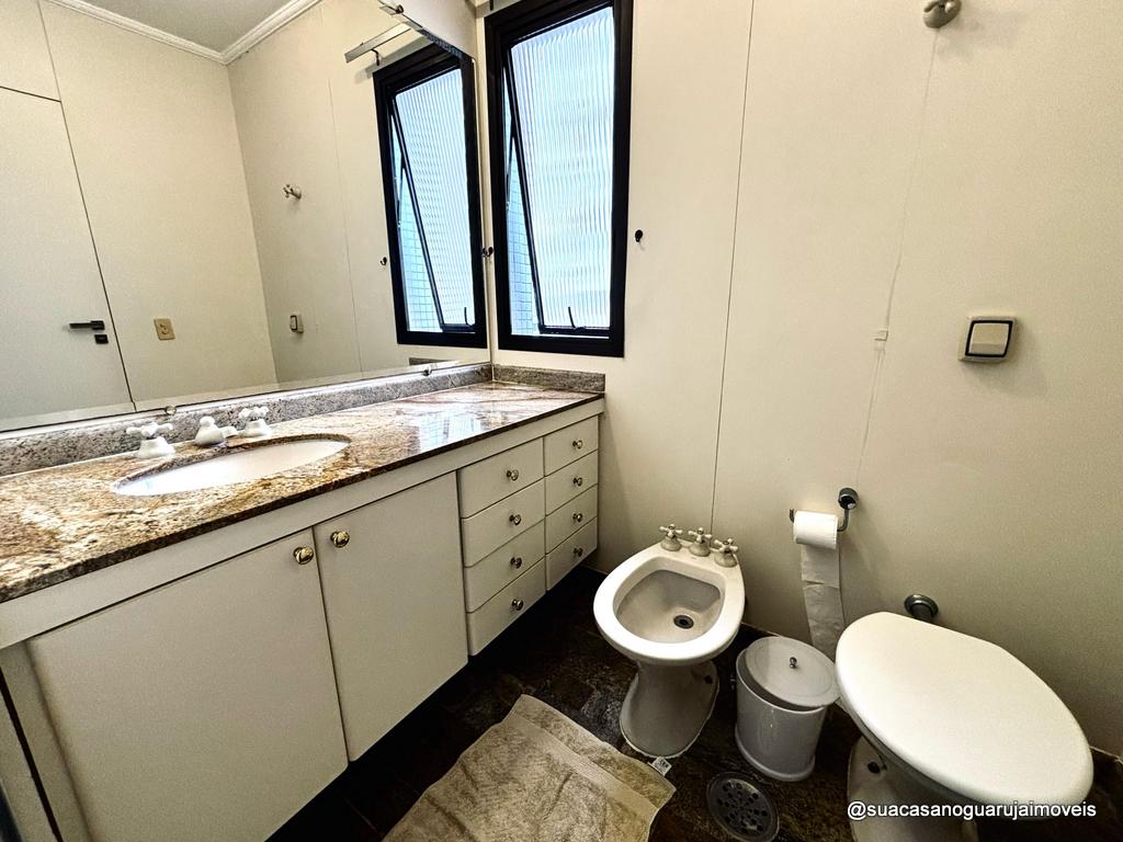 Apartamento com 4 dormitórios à venda, 251 m² por R$ 2.900.000 - Jardim Astúrias - Guarujá/SP COD. 447551V