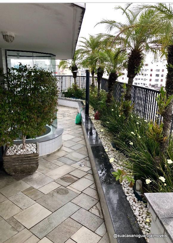 cobertura venda com 3 Quartos e 6 banheiros  280 m² por R 1.200.00 pitangueiras guaruja  