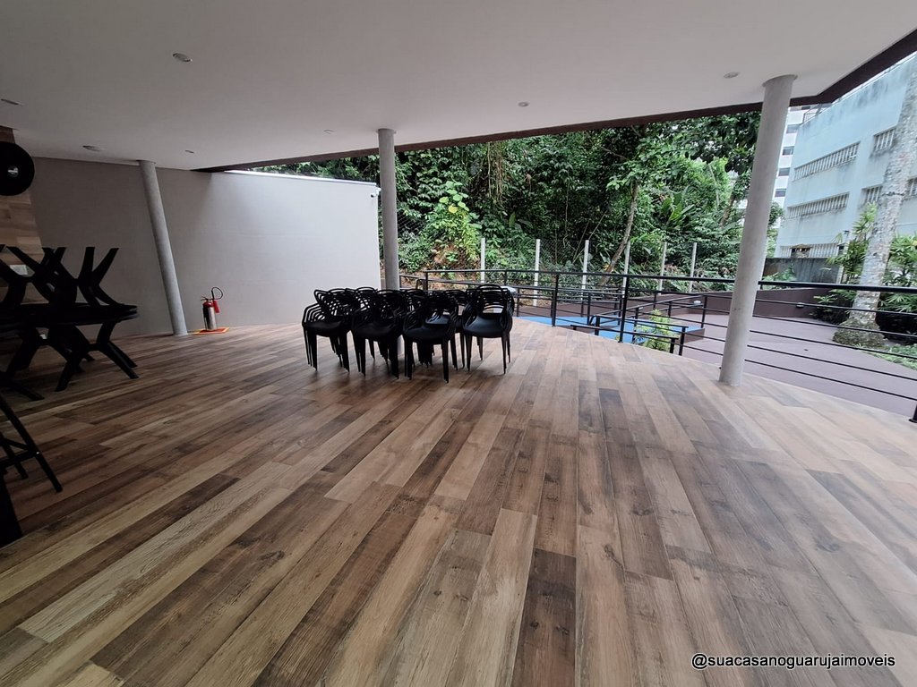 cobertura venda com 3 Quartos e 6 banheiros  280 m² por R 1.200.00 pitangueiras guaruja  