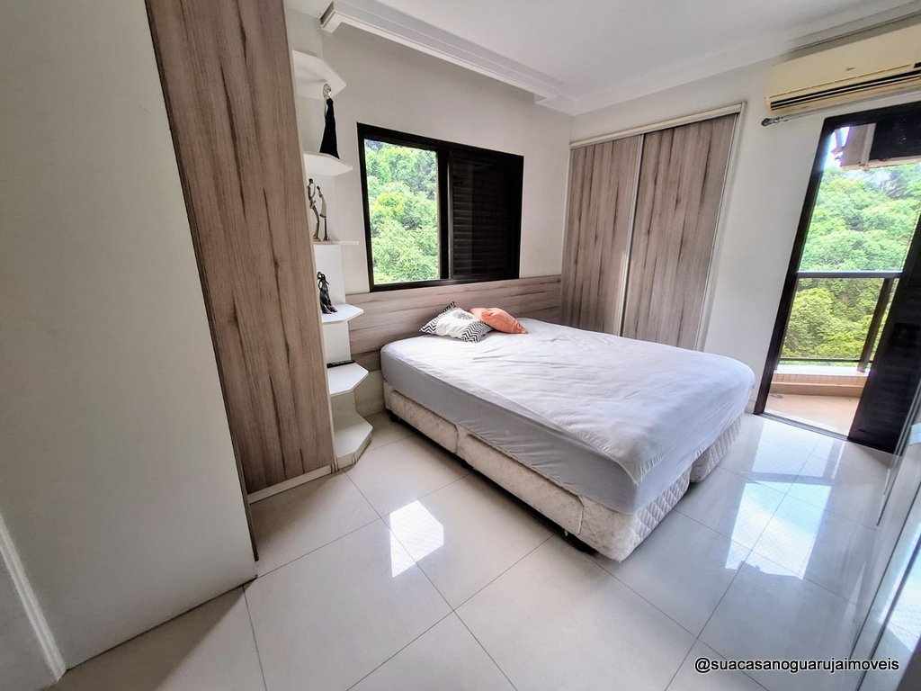 cobertura venda com 3 Quartos e 6 banheiros  280 m² por R 1.200.00 pitangueiras guaruja  