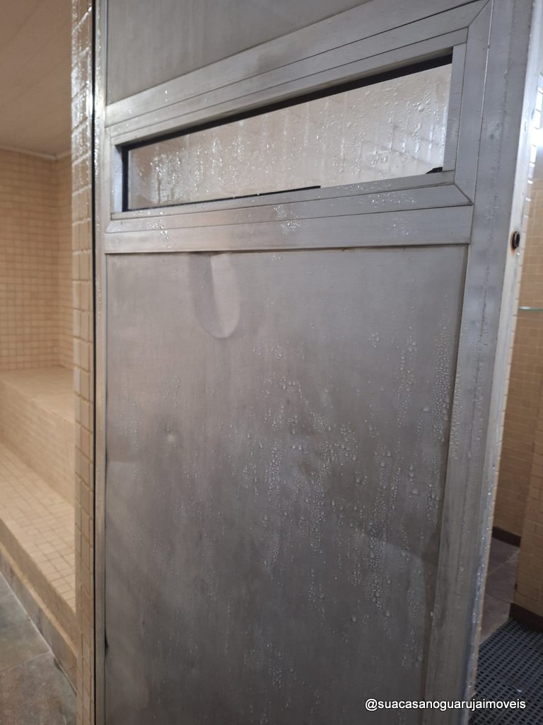 cobertura venda com 3 Quartos e 6 banheiros  280 m² por R 1.200.00 pitangueiras guaruja  