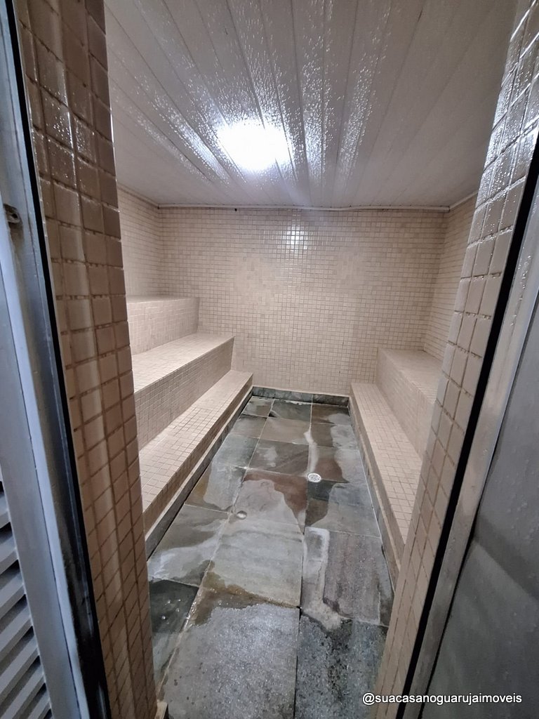 cobertura venda com 3 Quartos e 6 banheiros  280 m² por R 1.200.00 pitangueiras guaruja  