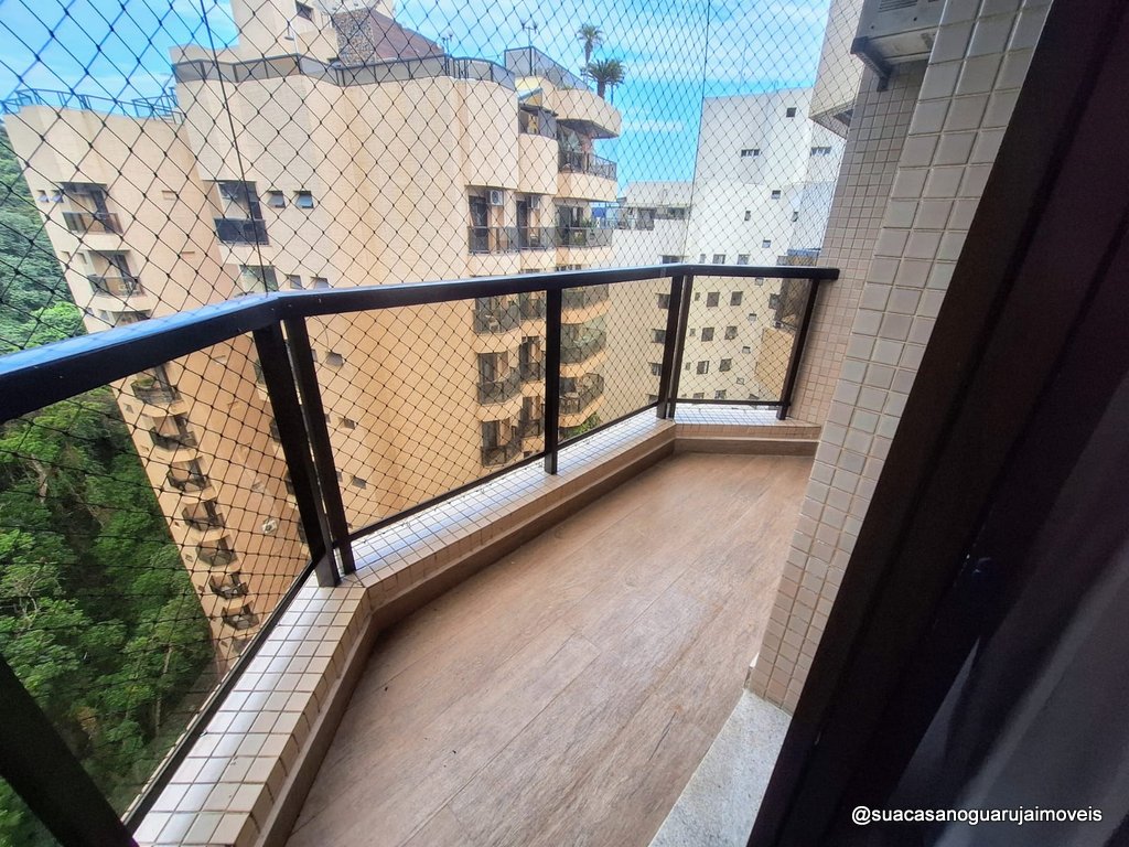 cobertura venda com 3 Quartos e 6 banheiros  280 m² por R 1.200.00 pitangueiras guaruja  