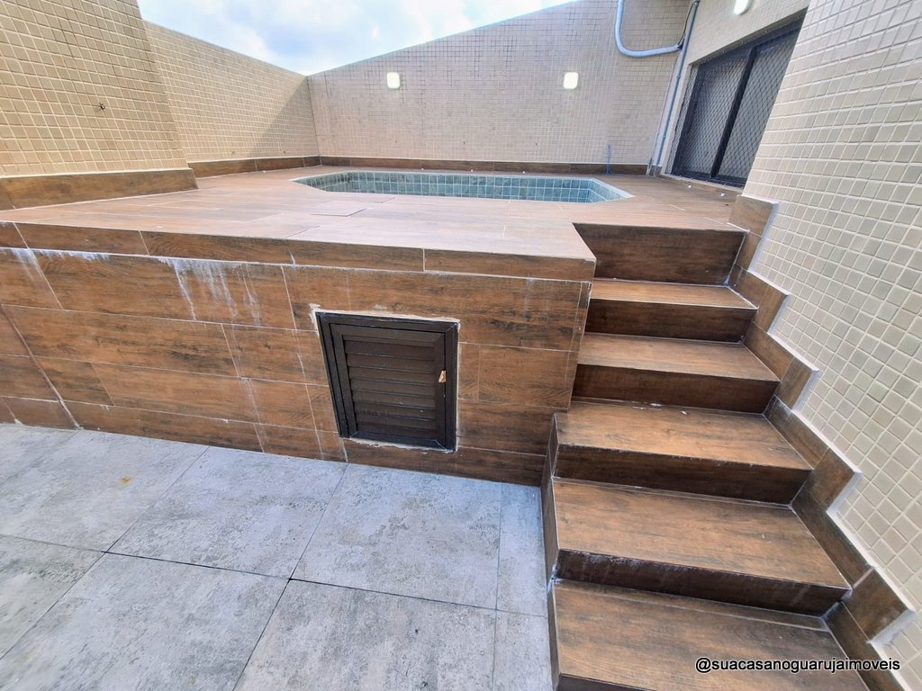 Cobertura no Guarujá com Piscina Privativa 4 Dormitorios e 3 Vagas – Praia das Pitangueiras cod R5820473213